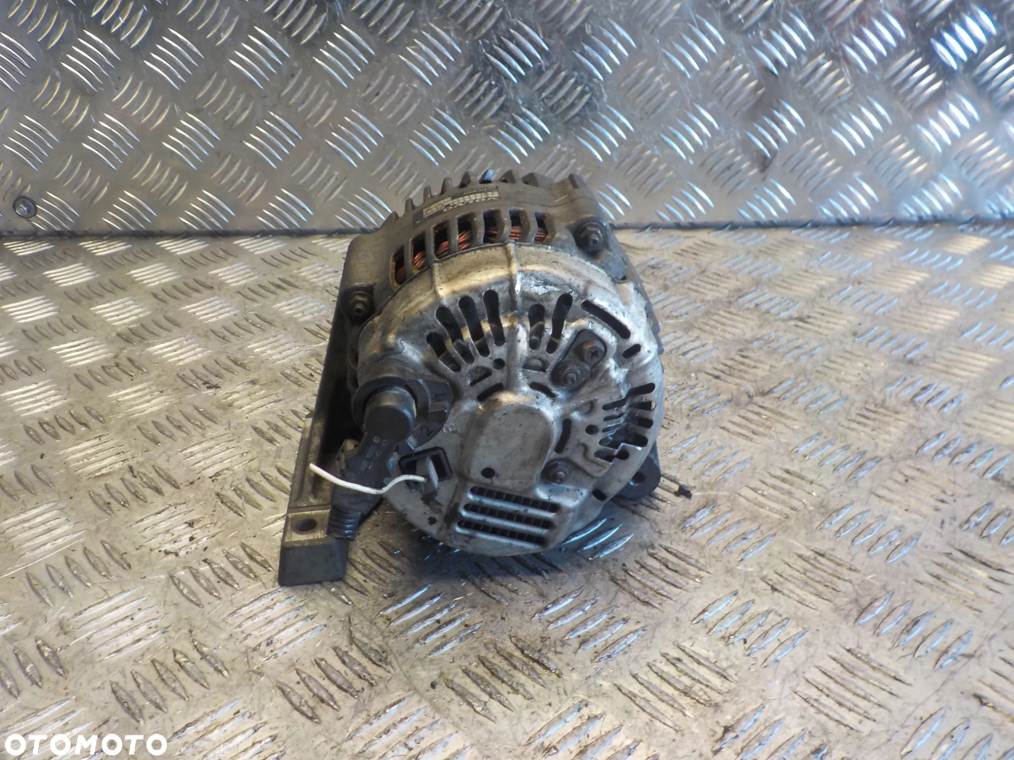 VOLVO S40 2.0B ALTERNATOR 9472908 - 4