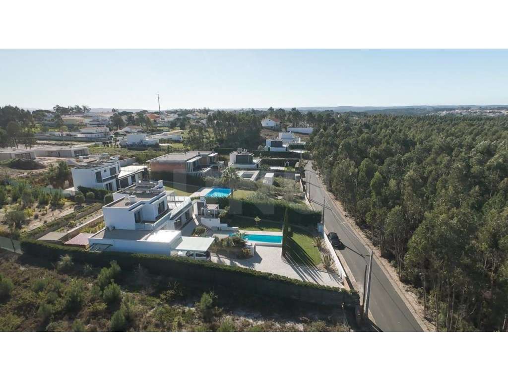 Moradia T4, para venda, em Caldas da Rainha - Grande imagem: 5/50