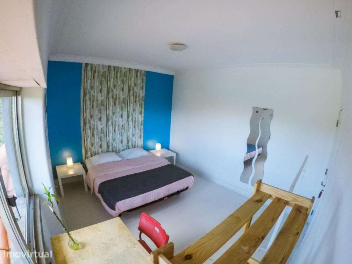 Quarto - localizado em Carcavelos Lisbon - Grande imagem: 5/10