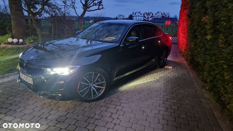 BMW Seria 3 330i Sport Line sport - 2