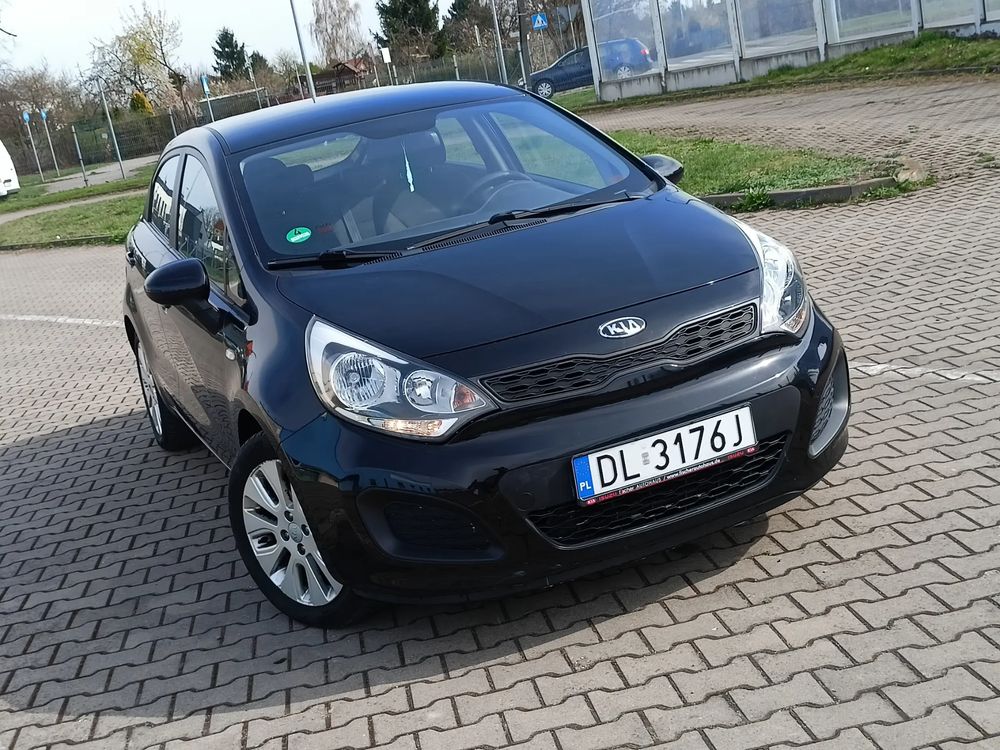 Kia Rio III 1.2 Attract 2011