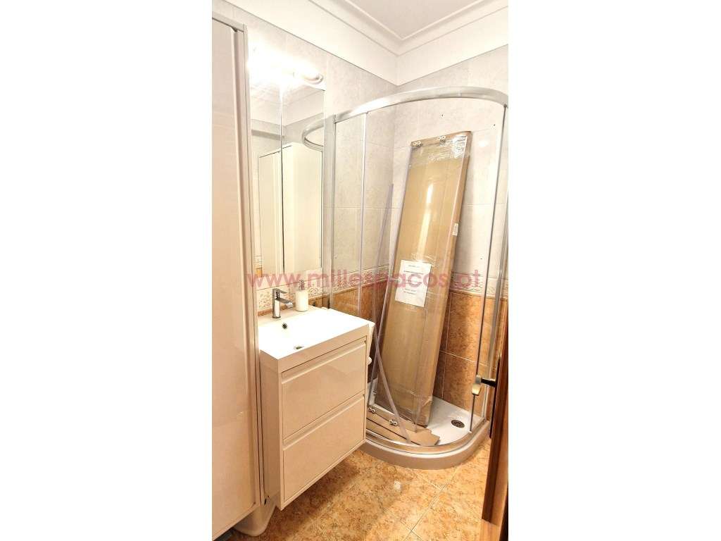 Apartamento T3 usado em Montijo e Afonsoeiro, com garagem e elevado...-28