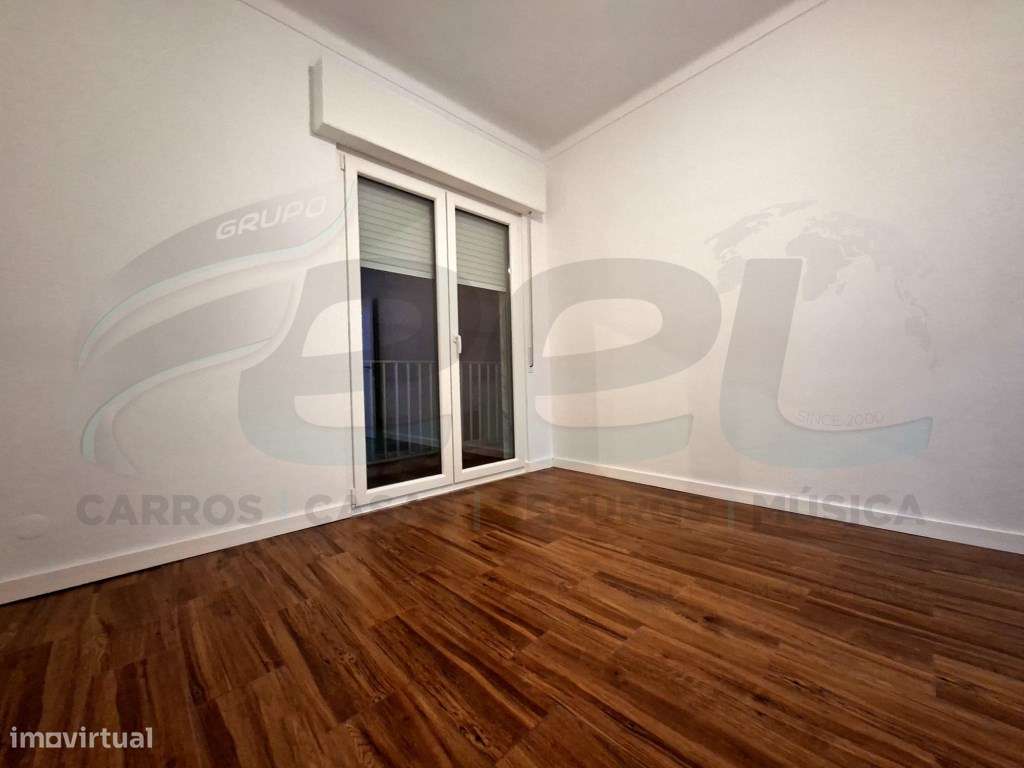 Apartamento T2 c/ terraço-15