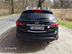 Infiniti FX FX30d S Premium - 8