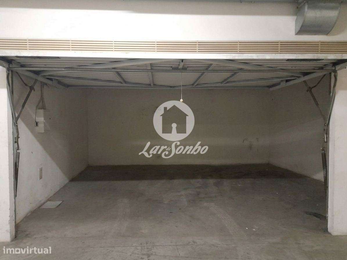 Garagem Fechada para 2 carros em Vila do Conde - Grande imagem: 2/8