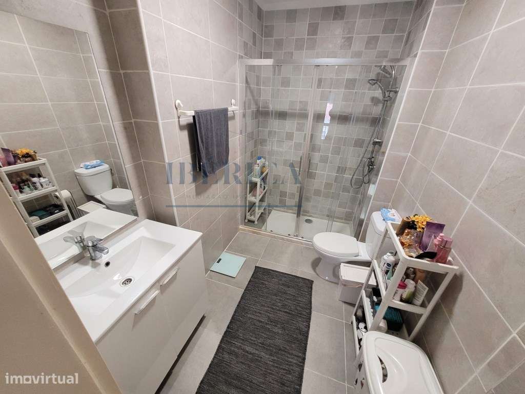 T3 Renovado com Garagem em Canidelo - Gaia-33