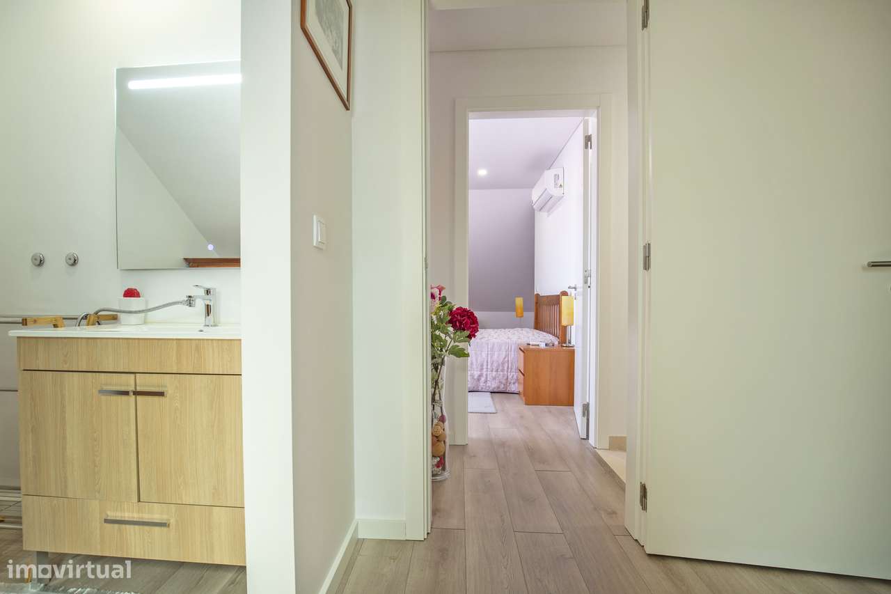 Moradia T3+1 garagem box jardim Quinta do Conde Sesimbra-34