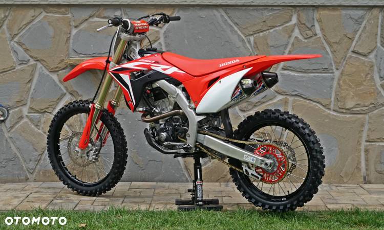 Honda CRF - 18