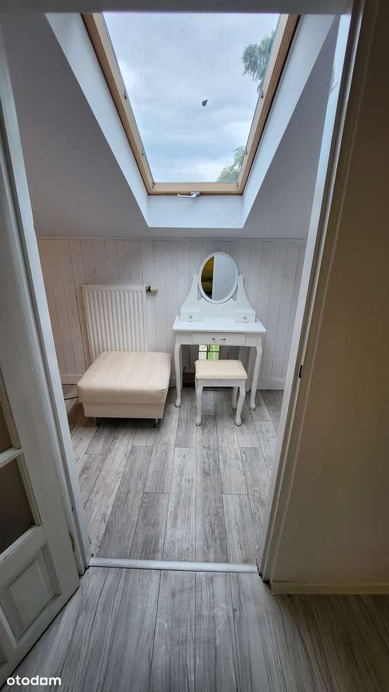 Przestronne 4-pokojowe mieszkanie z ogrzewaniem gazowym-5