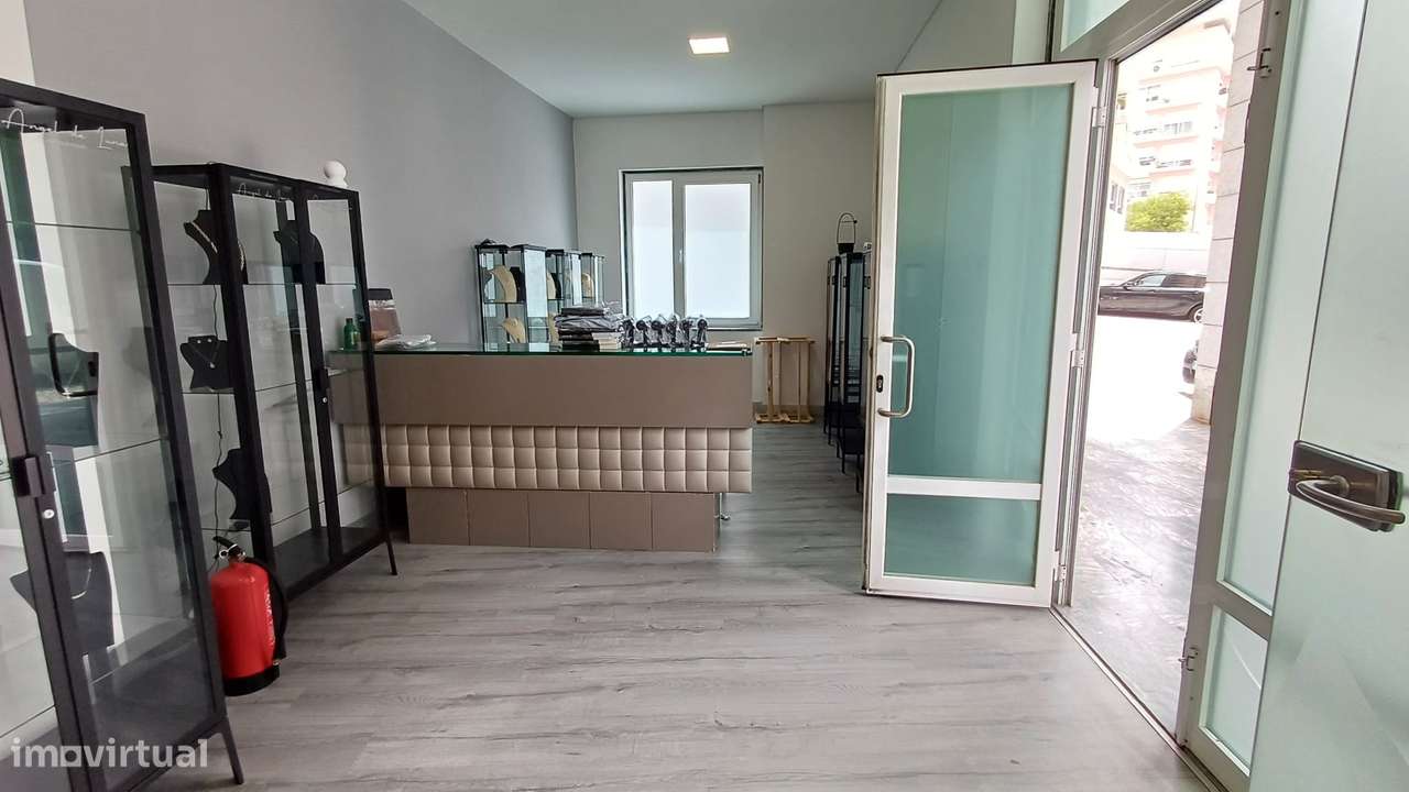 Loja em telheiras /carnide - Grande imagem: 4/20