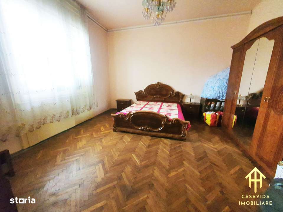 Casa de vanzare in Lugoj, Strada Dorobantilor - Imagine principală: 3/10