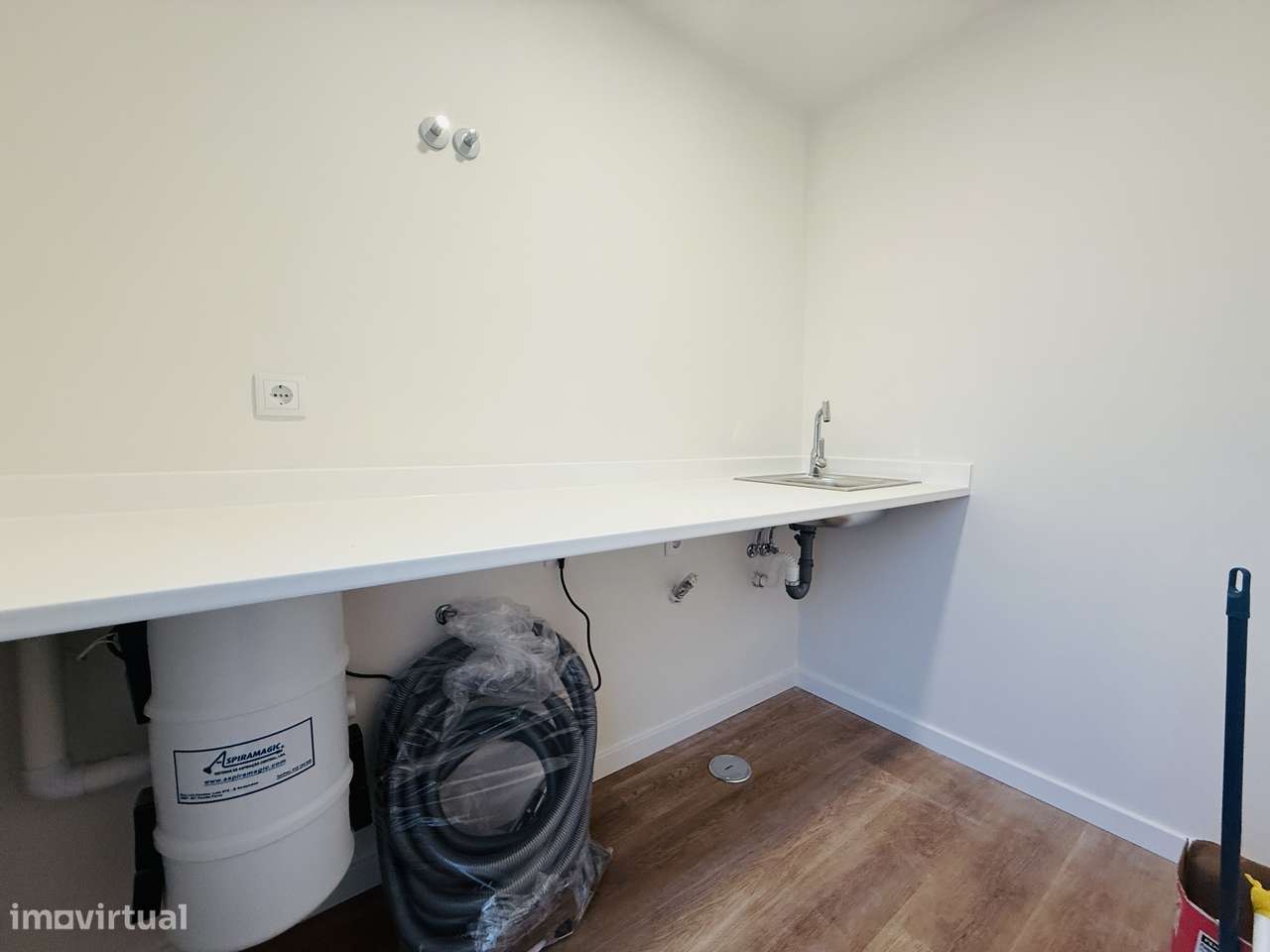 Moradia T4 térrea Fernão Ferro Pinhal do General-29