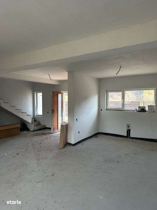 Casa individuala, 109 MP utili, 400 MP teren, garaj, Luna de Sus - Imagine principală: 4/8