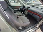 Toyota Avensis S/D 1.6 Executive - 23