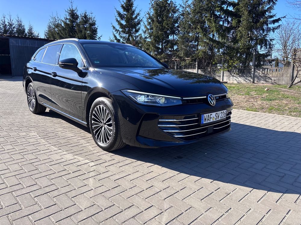 Volkswagen Passat B9 2.0 TDI SCR 4Motion DSG Elegance 2025