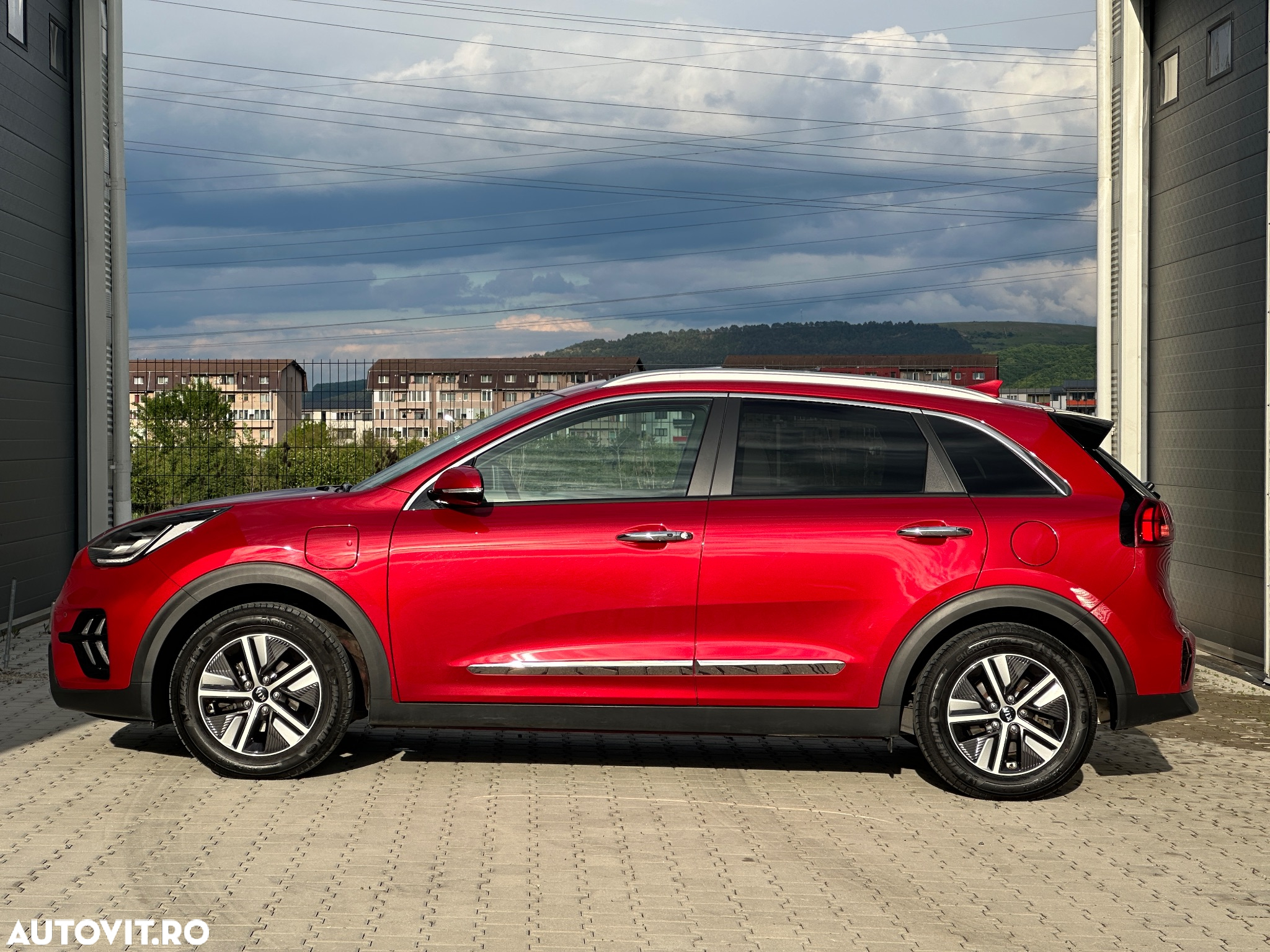 Kia Niro 1.6 GDI PHEV 2WD OPF Aut. Spirit - 14