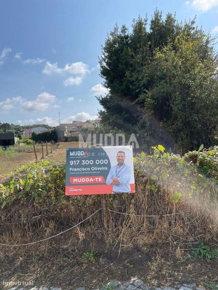 Terreno urbanizável em Lourosa com 1130 mts - Grande imagem: 2/5