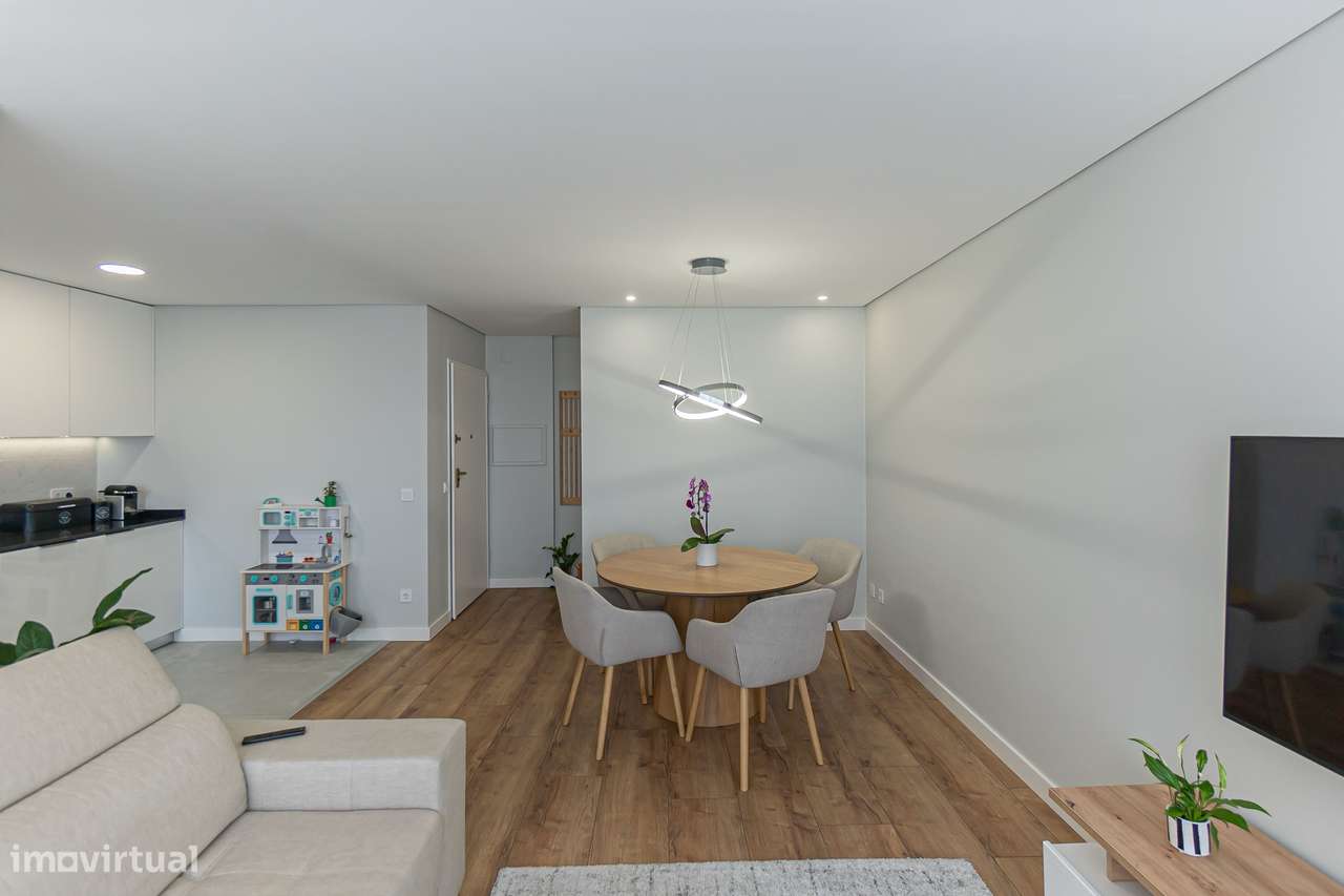 T3 renovado em Vilar de Andorinho-4