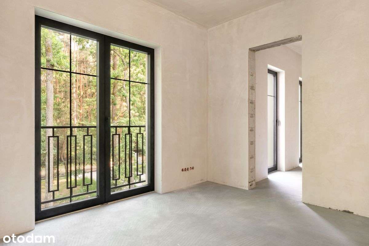 Elegancka willa w sercu sosnowego lasu-15