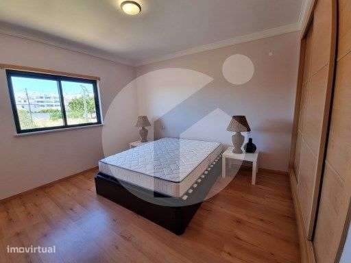 Moradia T4 com piscina - Olhão-10