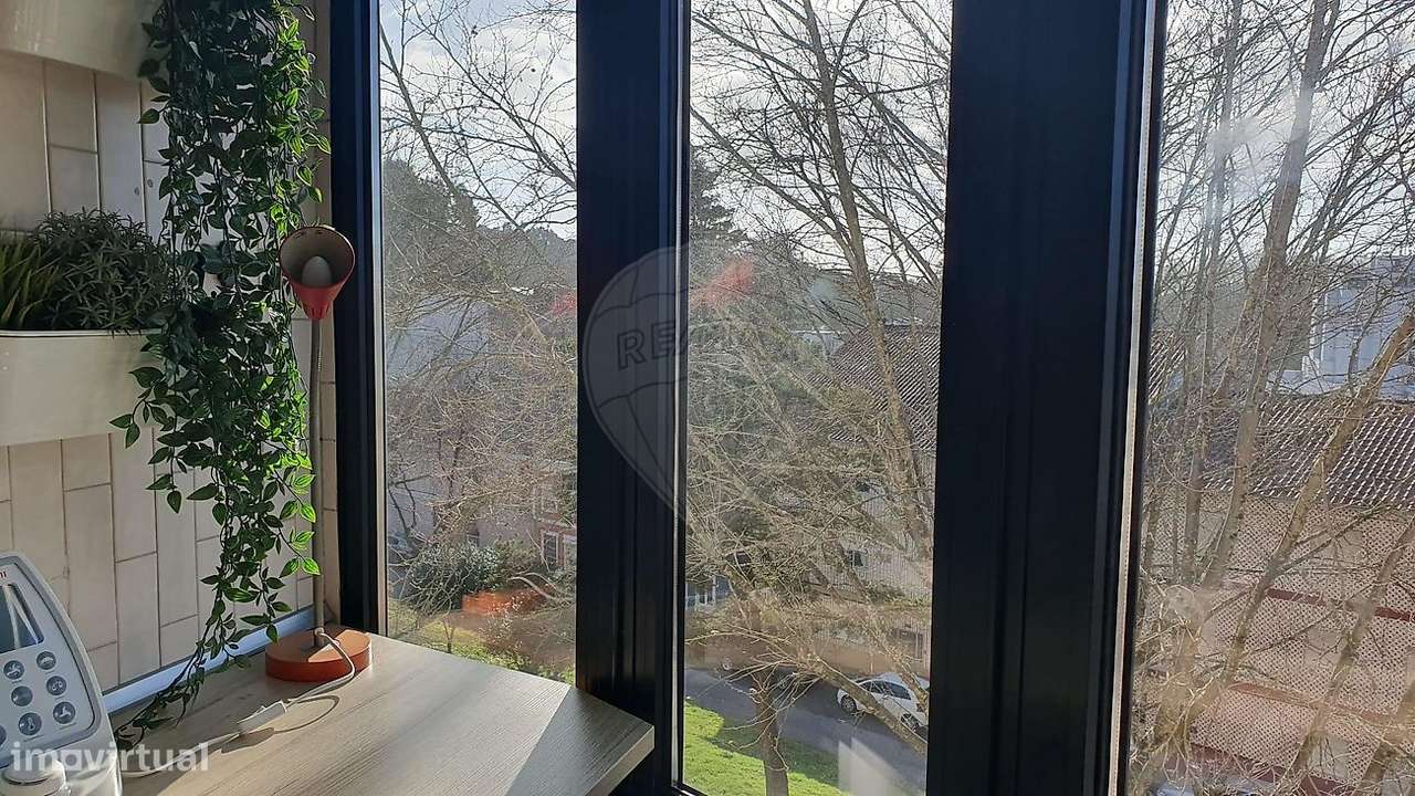 Apartamento T3 no Centro de Braga, junto á escola Alberto S. Paio-16