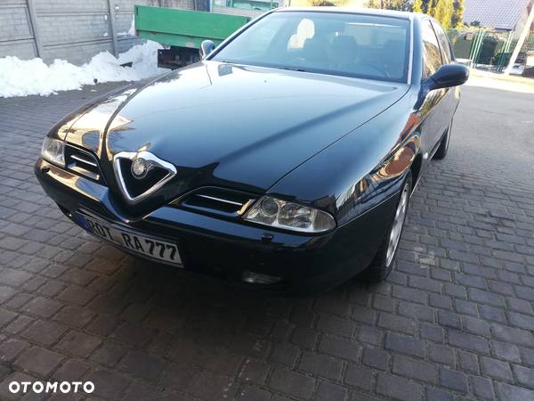 Alfa Romeo 166 2.4 JTD Progression - 1