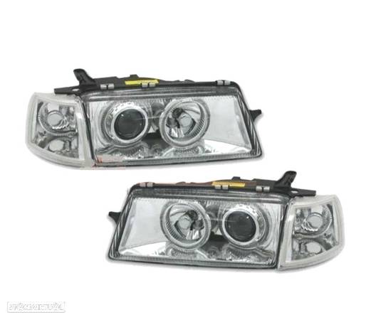 FARÓIS FRONTAIS ANGEL EYES PARA OPEL VECTRA A 88-95 FUNDO CROMADO - 1