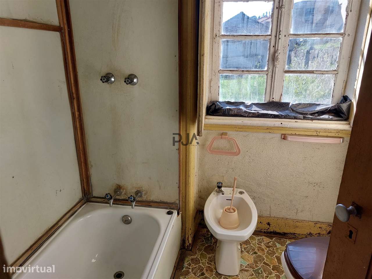 Moradia Rústica T5 em Fornos de Algodres - Grande imagem: 5/24