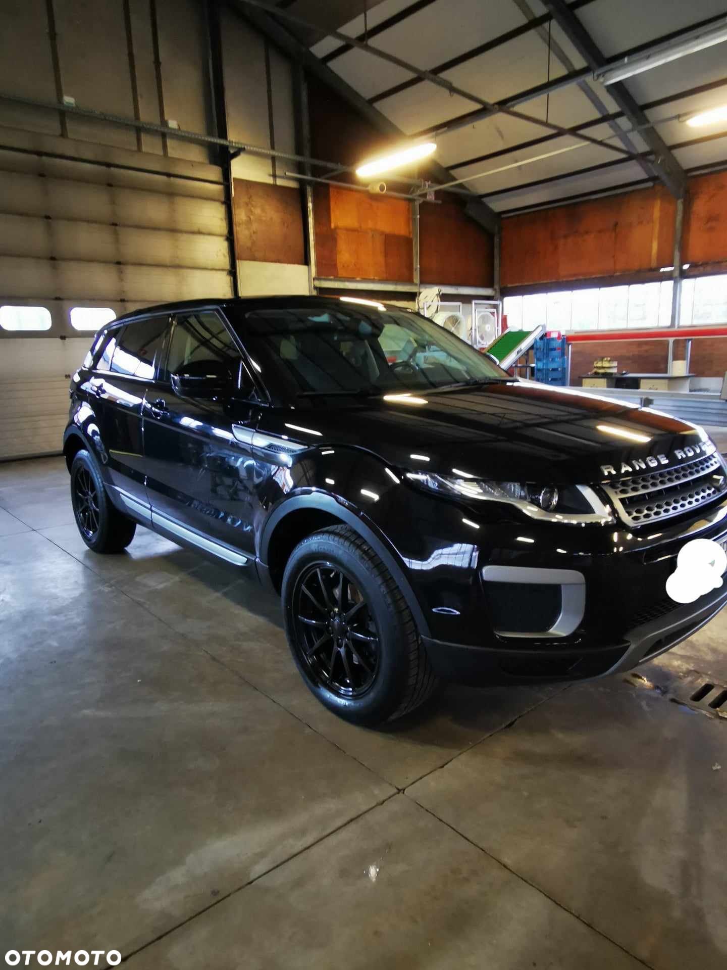 Land Rover Range Rover Evoque - 1