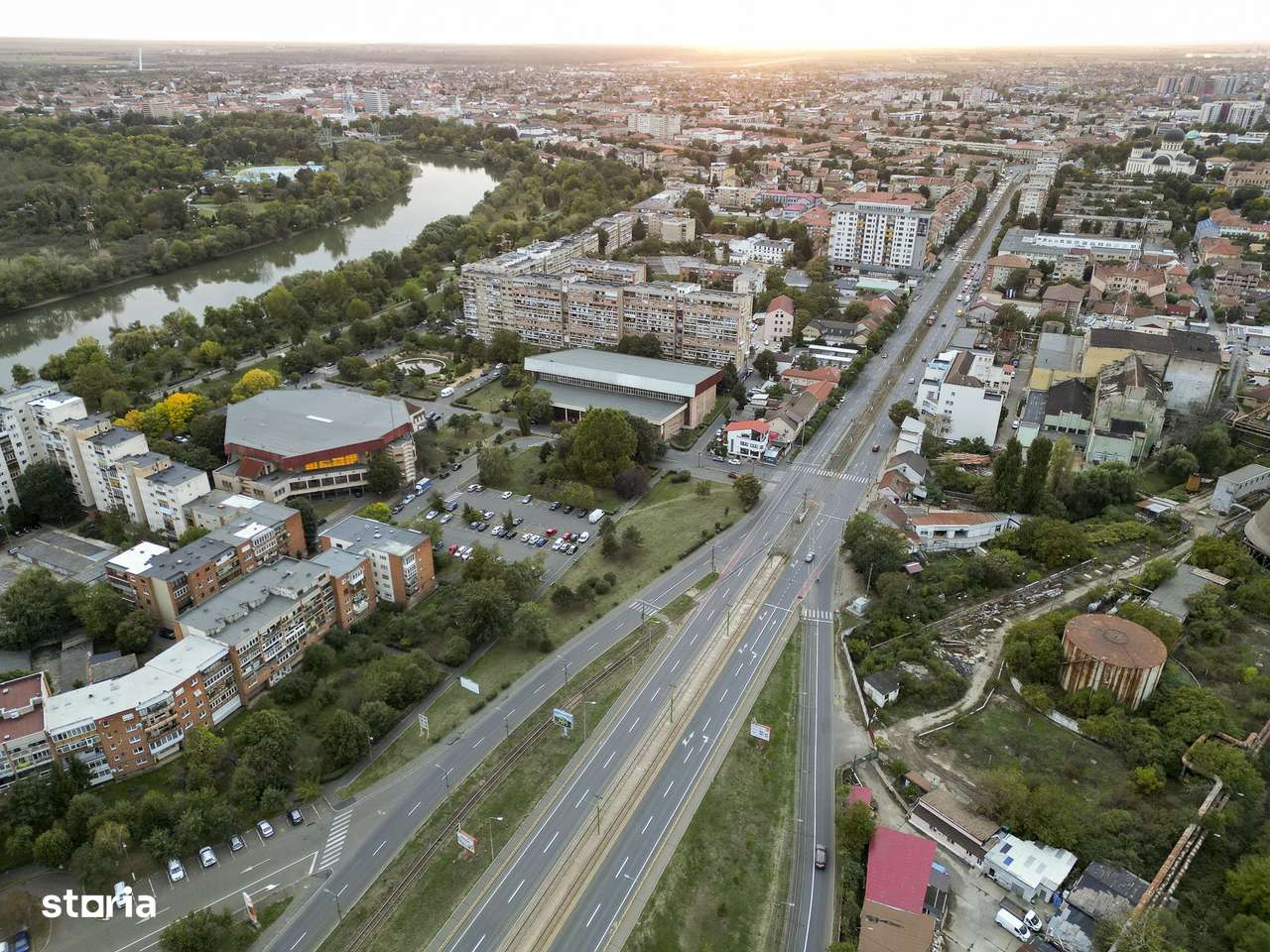 Calea Iuliu Maniu, urbanism P+2+M POT 65% CUT 1.25 - Imagine principală: 4/7