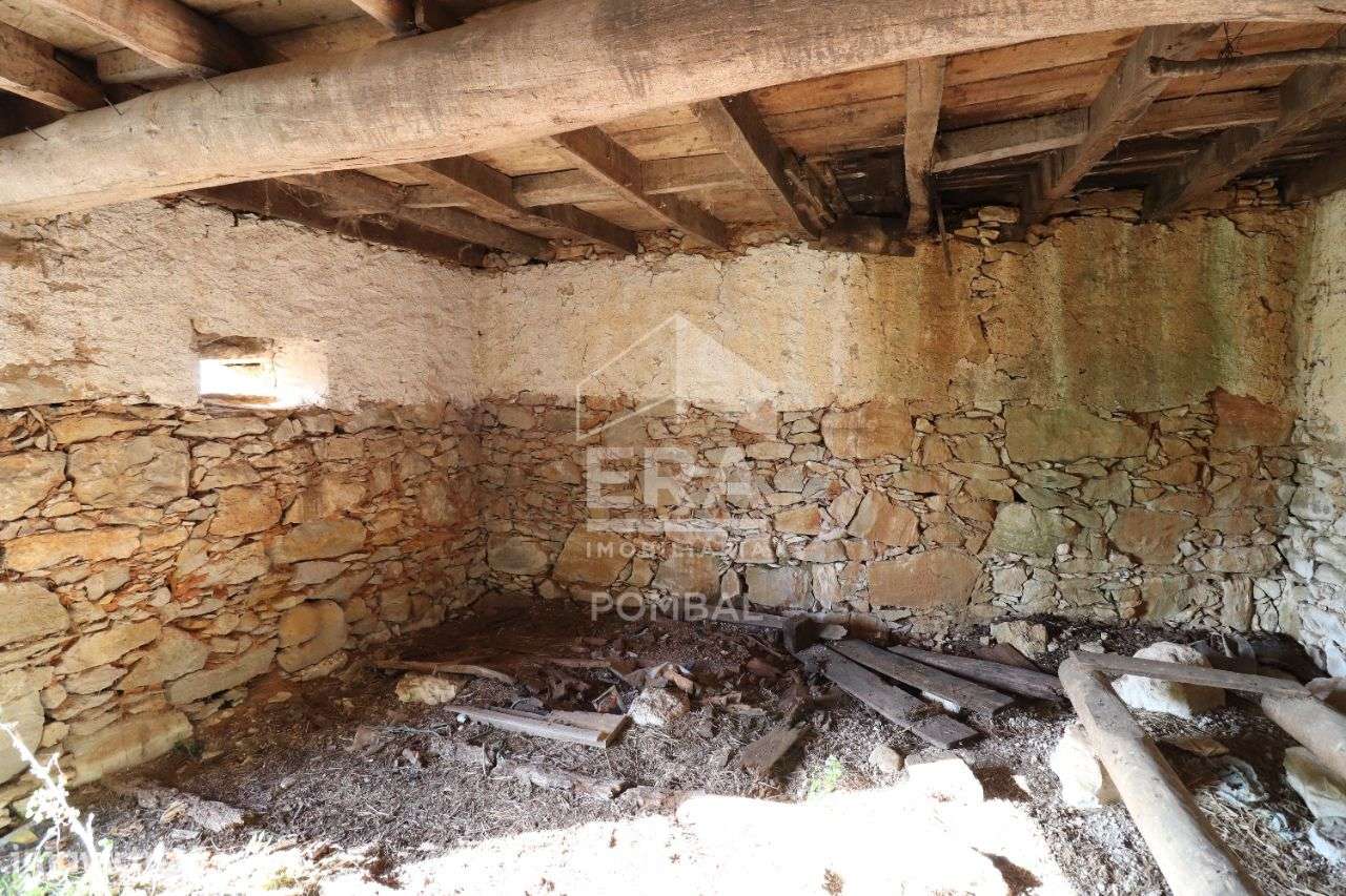 Moradia T3 localizada em Vila Cã, Pombal-25