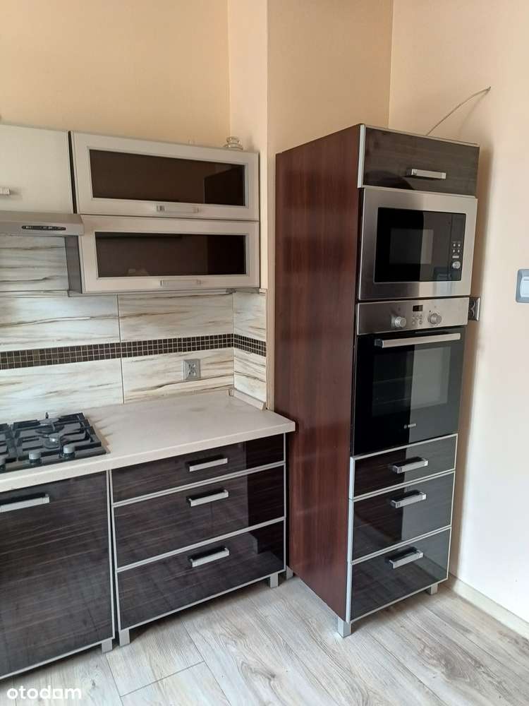 3 pokoje na I piętrze  - CENTRUM - Pełny obrazek: 3/16