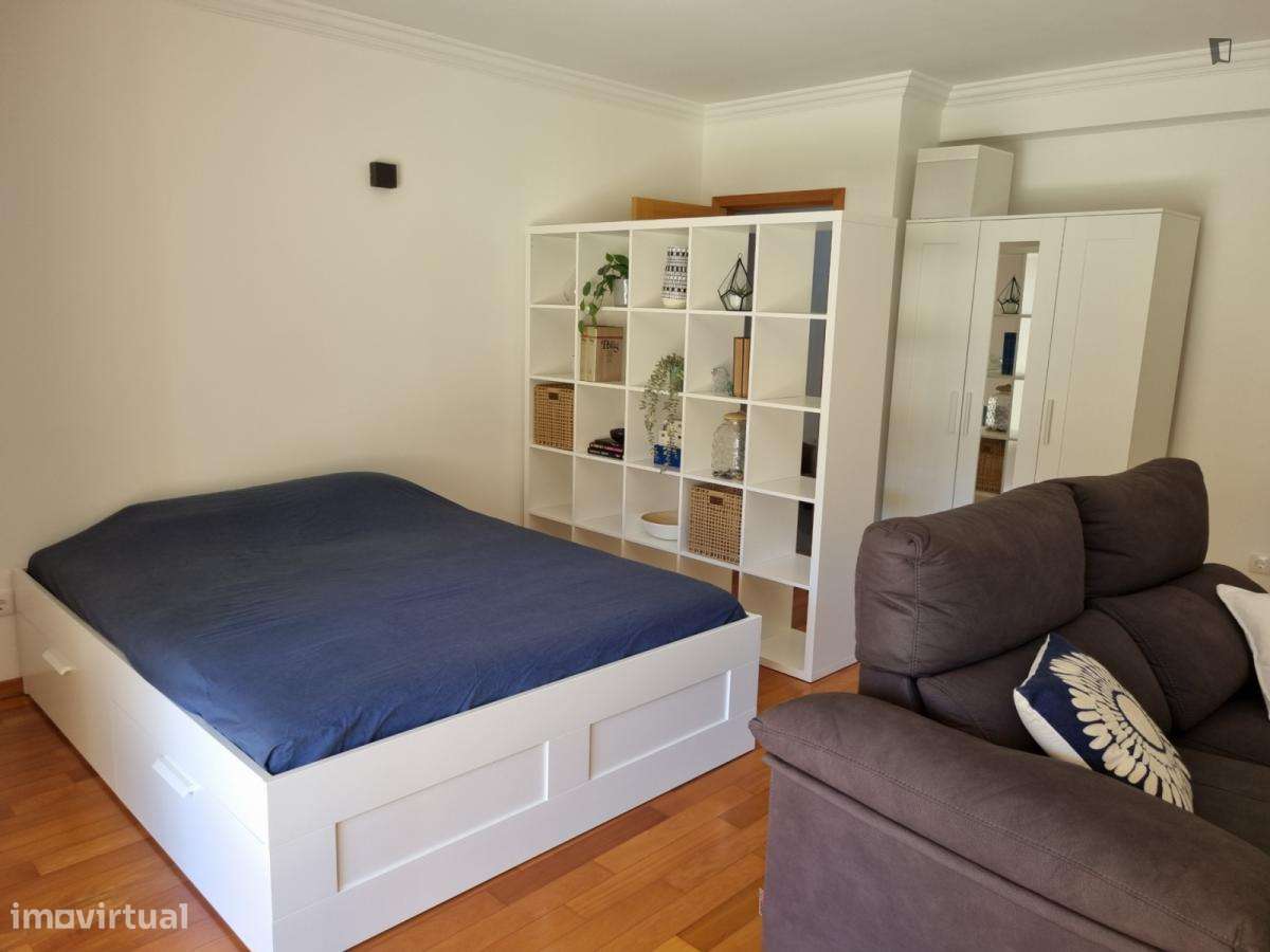 Quarto - localizado em Valongo Porto - Grande imagem: 5/10