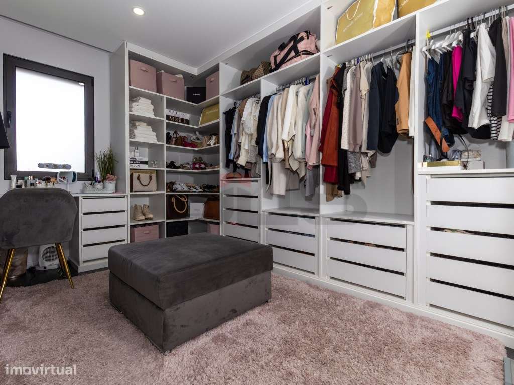 Refúgio Moderno com Vista e Design no Pico da Pedra, Ilha de São Mi...-44