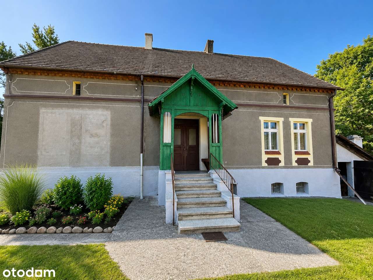 Klimatyczny dom na wsi-1