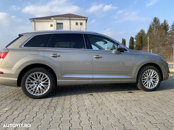 Audi Q7 3.0 TDI Quattro Tiptronic - 9