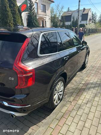 Volvo XC 90 D5 AWD Momentum - 4