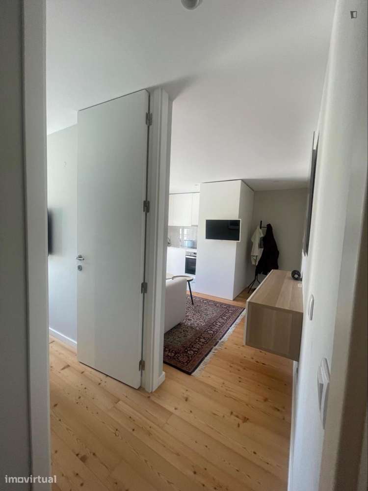 Apartamento com 1 quartos - localizado em Espinho - Grande imagem: 2/10