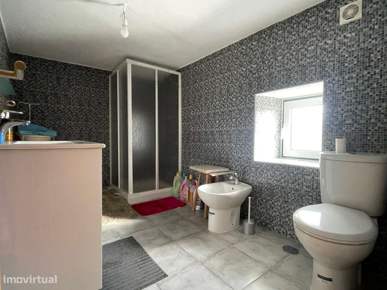 Moradia - Grande imagem: 5/14