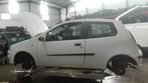 Fiat Punto 188 2000 1.2 8v usado para peças - 1