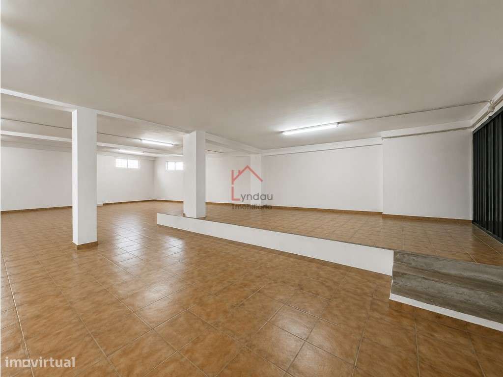 Pavilhão industrial Joane VNF-7