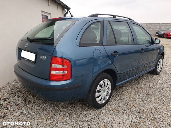 Skoda Fabia 1.4 16V Style - 4