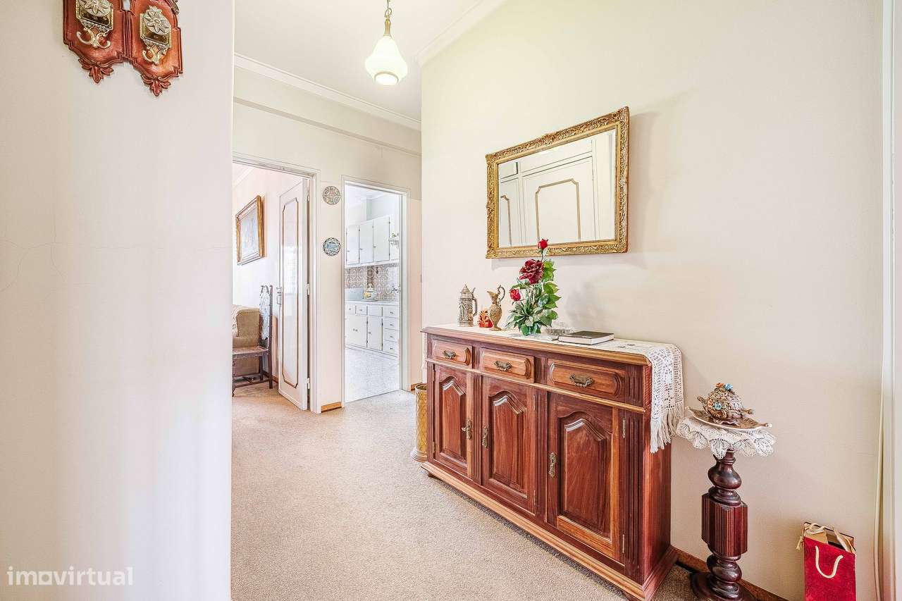 T2 a escassos passos da estação de comboio de Barcarena-28