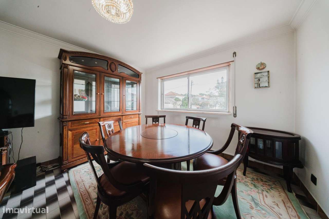 Moradia Independente T4 com Lote de 1.000 m2 em Fernão Ferro-32