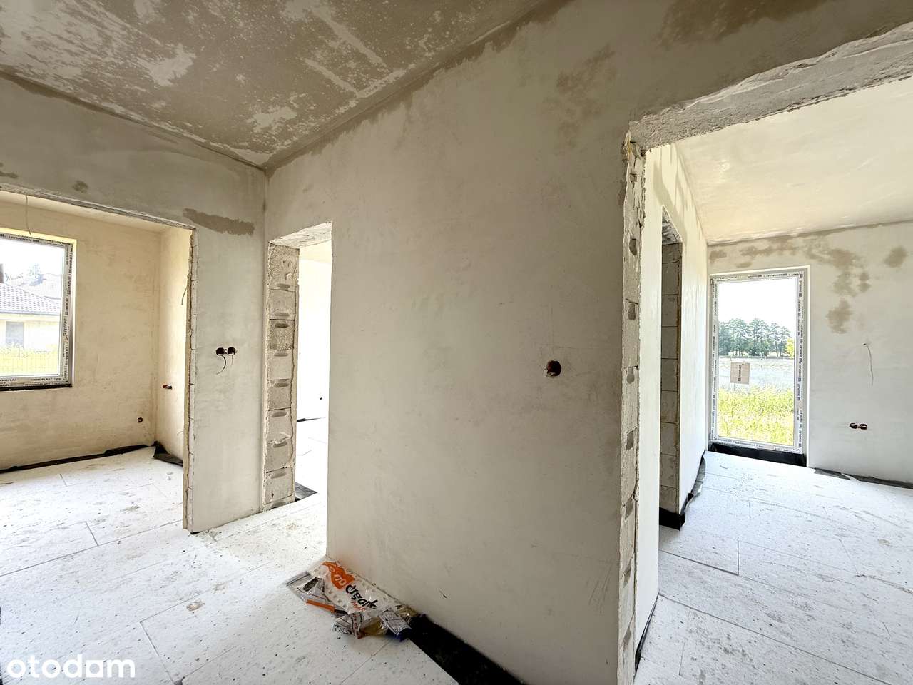 Nowy dom w stanie deweloperskim w Stoku Lackim na działce 1027m2-6
