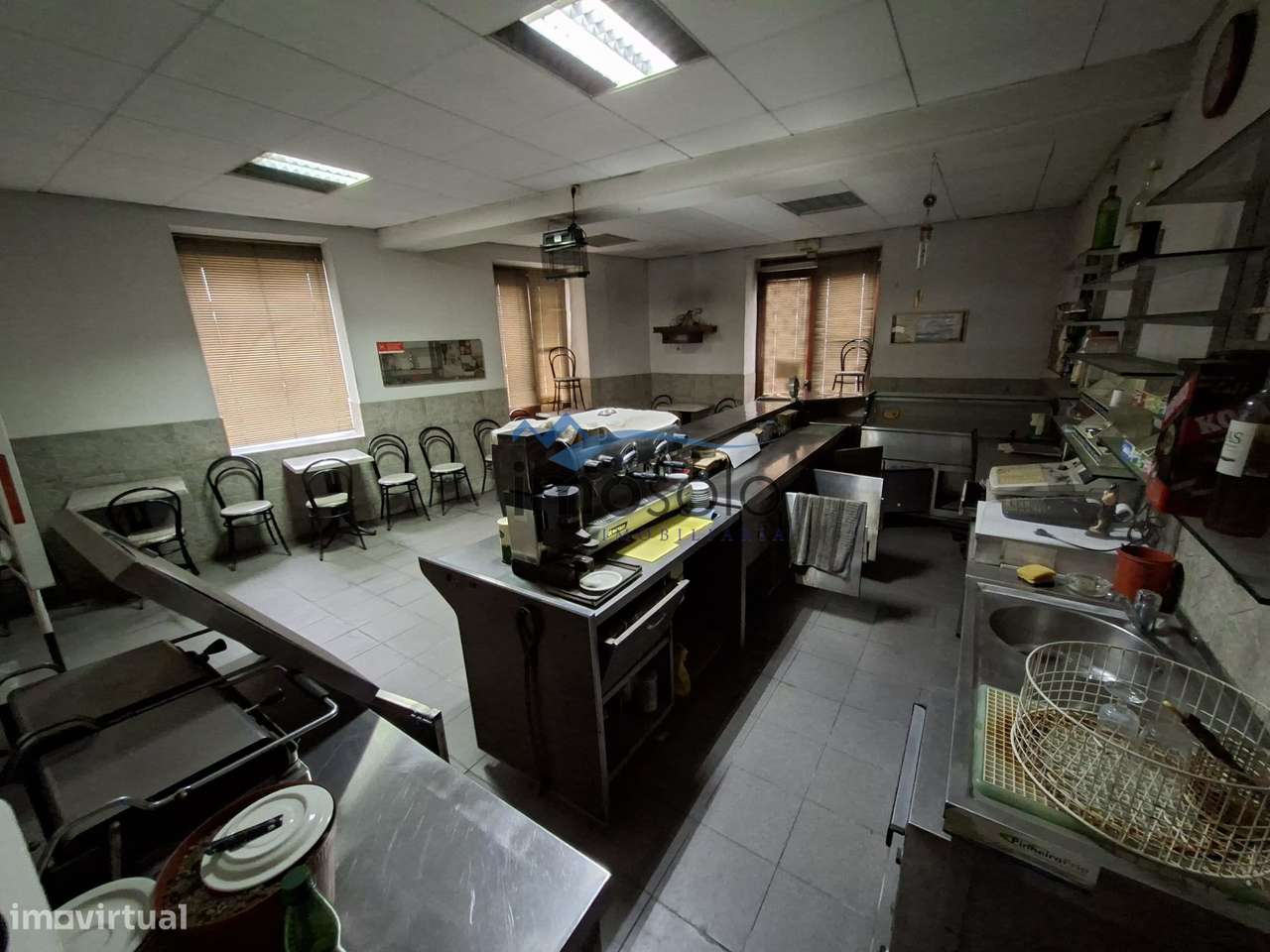 Moradia T2 com Oportunidade de Recuperação e Negócio Integrado - Grande imagem: 3/15