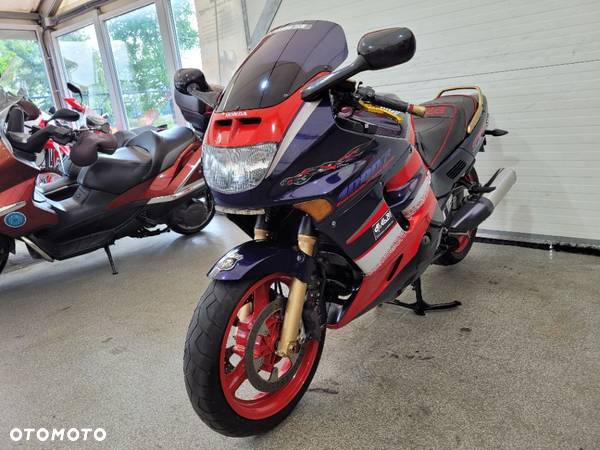 Honda CBR - 5