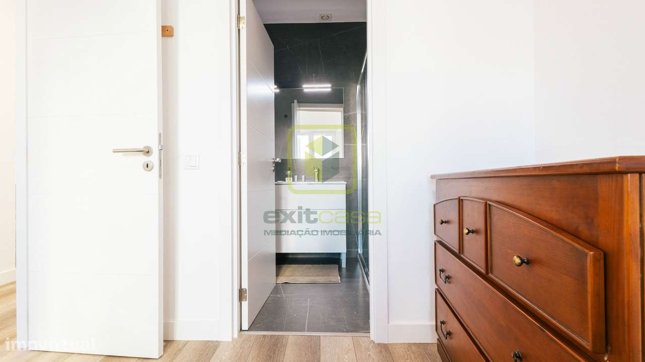 Moradia T4 com vista de mar-27