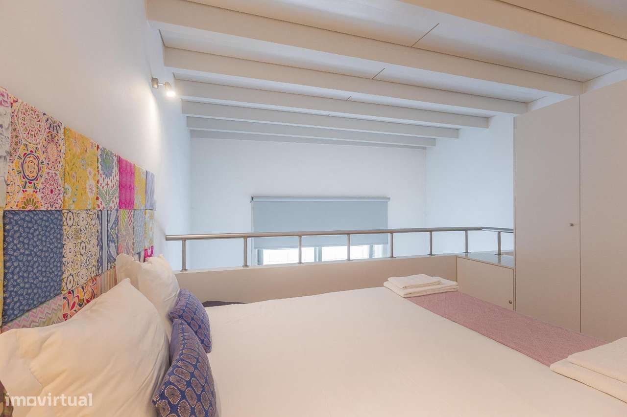 Apartamento T0 com Mezanino | Rua Alves da Veiga | Porto-10