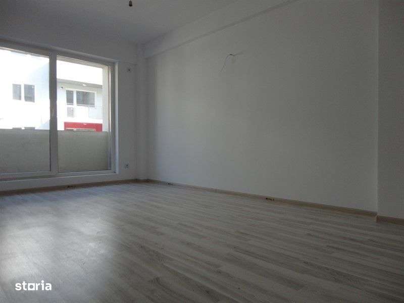 Apartament 2 Camere Mutare Imediata - Imagine principală: 1/4